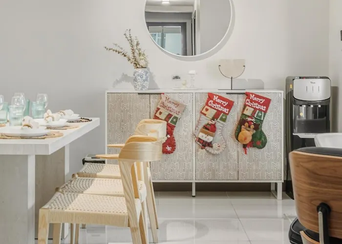 Apartment Velour Elegance French 3br Uptown Parksuits Bgc With Dryer Manila