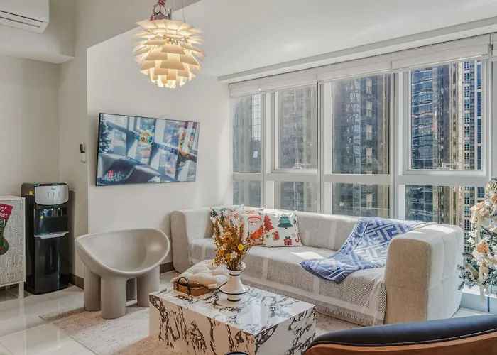 Velour Elegance French 3br Uptown Parksuits Bgc With Dryer Apartment *