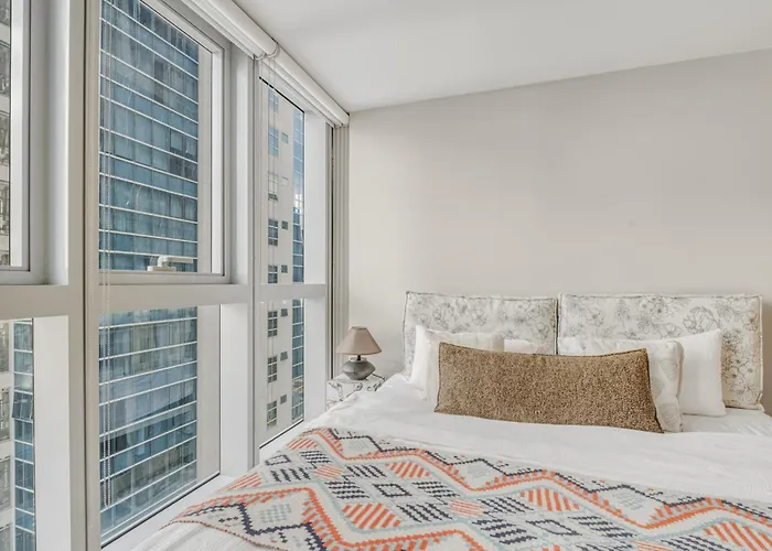 Velour Elegance French 3br Uptown Parksuits Bgc With Dryer Manila