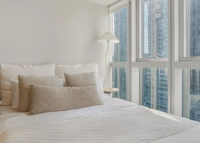 Velour Elegance French 3br Uptown Parksuits Bgc With Dryer Apartment Manila