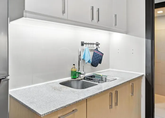 Velour Elegance French 3br Uptown Parksuits Bgc With Dryer Apartment Manila